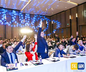 個(gè)人pos機怎么用？養卡的方式不能錯